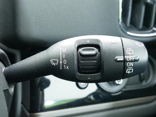 こちらのお車はいかがでしょうか？少しでも気になっていただけましたら是非お問い合わせください！さらにお車の詳細をお送りいたします！