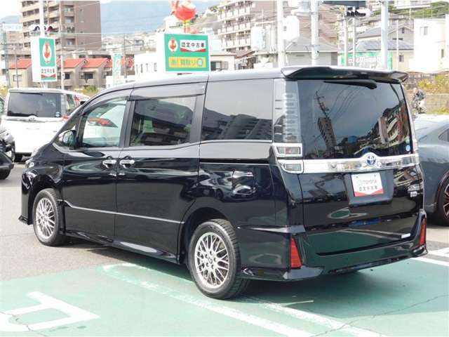 最長72回のトヨタクレジットを用意しております。TSキュービックカードで「使ってバック」を使えば通常の実質年率よりもマイナス0.2％で更にお得！！