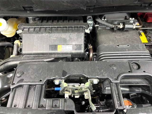 親切・丁寧な専門メカニックスタッフが応対！・車検・点検整備・事故等の修理などアフターサービスも安心。お車のカスタマイズもネクステージのサービススタッフまでご相談ください！