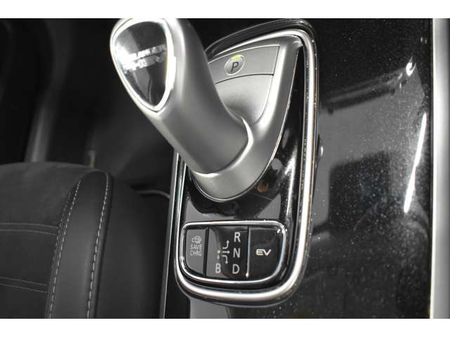 三菱といえばアウトランダーPHEVやアイミーブなど電気自動車が充実しております！まだ乗ったことない方はぜひ一度ご体感ください！販売強化中です♪