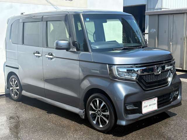 【各メーカーのお車を展示】トヨタ・ダイハツ・スズキ・ホンダ・スバル・マツダ・日産・国内各メーカーを展示しています。安い軽・燃費の良い車・荷室が広い車・広い軽・悪路に強い軽・などなど展示中です。