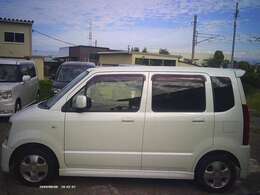 高岡市福岡町の8号線沿いに営業しております。当サイト併設MAPをご覧ください。国道沿いで分かりやすいと思いますがわからない場合は無料通話TEL0766-64-4022迄お電話ナヴィもしくはお迎えも可能です。