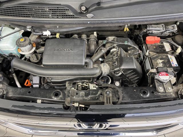 親切・丁寧な専門メカニックスタッフが応対！・車検・点検整備・事故等の修理などアフターサービスも安心。お車のカスタマイズもネクステージのサービススタッフまでご相談ください！