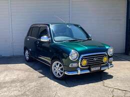 伊勢道久居インターよりお車で15分厳選仕入れの優良車両のみ展示、是非実車をご覧いただければと思います