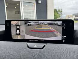 【360°ビューモニターカメラ】とっても便利な人気オプションになります。駐車が不安な方でも安心して駐車が出来ますね