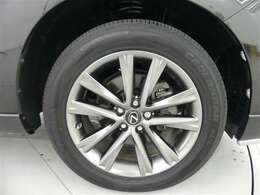 【タイヤ4本新品】・・・こちらのお車はネッツ千葉で購入時タイヤ4本交換します。消耗品ですが高価なのがこのタイヤ・・・！このクルマ、お得ですよ♪