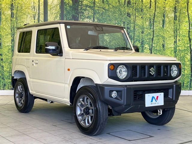 大好評のボディコーティング「弾スプラッシュコート」もご納車までに施工可能。通常のガラスコートと異なる、耐久年数6年の無機質ガラスコーティングが、ボディをキレイな状態に保ってくれます。
