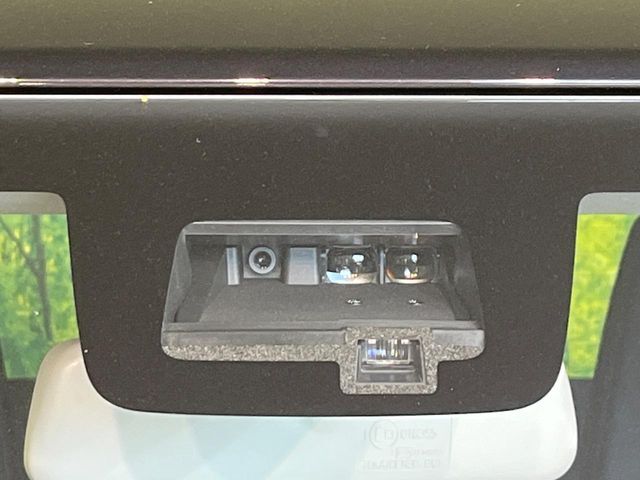 【スズキ　セーフティサポート】走行中に前方の車両等を認識し、衝突しそうな時は警報とブレーキで衝突回避と被害軽減をアシスト。より安全にドライブをお楽しみいただけます。