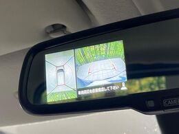 【アラウンドビューモニター】専用のカメラにより、上から見下ろしたような視点で360度クルマの周囲を確認することができます☆死角部分も確認しやすく、狭い場所での切り返しや駐車もスムーズに行えます。