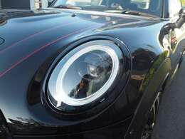 【ボディーカラー】ミッドナイト ブラック