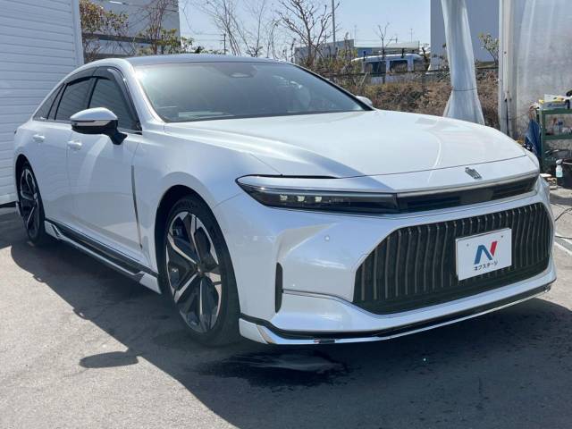 大好評のボディコーティング「弾スプラッシュコート」もご納車までに施工可能。通常のガラスコートと異なる、耐久年数6年の無機質ガラスコーティングが、ボディをキレイな状態に保ってくれます。