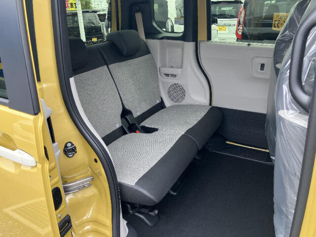 【当店の安心宣言】　★全車事故歴無し【日本査定協会基準】　★全車6万キロ以内の良質車【メーター管理システム基準】　★全車保証付き【国の認定工場（自社工場）で整備】快適なカーライフをお過ごし下さい♪