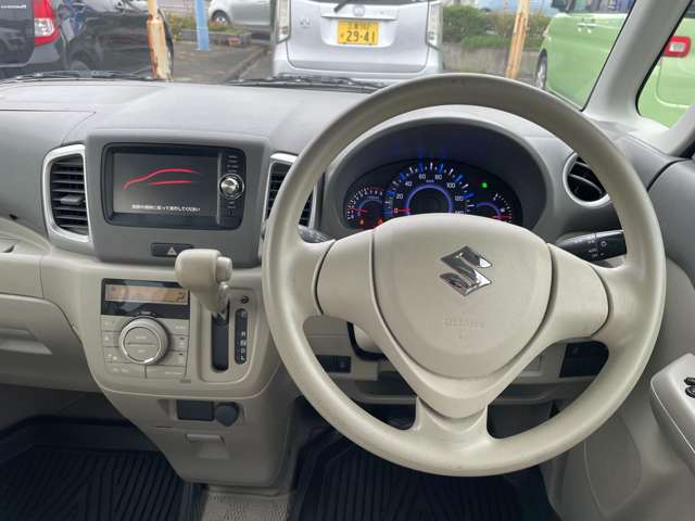 お客様のニーズにあったお車お探しいたします。全車、保証付なので安心！軽自動車～普通車～トラックまで何でもお任せください。掲載車以外にも続々入荷中。