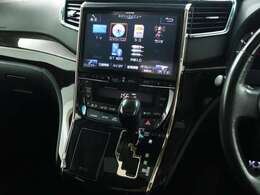 【大人気！ALPINE製BIG-X10インチナビ♪】大画面によりナビ情報も見易くDVD再生など迫力の有る映像も楽しめます！また、ブルートゥース接続など多彩な機能を取り揃えております！