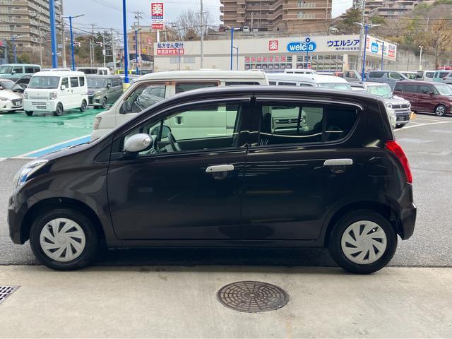 お買い得車から、人気の中古車。弊社総展示台数300台！豊富な在庫からお客様にぴったりの1台をお探しいたします。