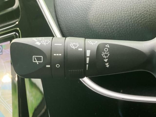 国産車から輸入車まで多様なお客様のニーズのお応えできるように、全国規模で豊富な在庫展開！車のことならWECARSへ！