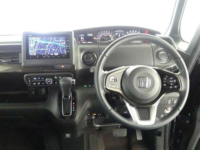 視界性の良い運転席！