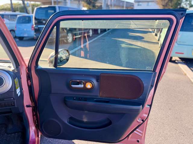 お手頃価格の軽自動車からコンパクトカー・ミニバンなど多彩なラインナップでお客様をお待ちしております！