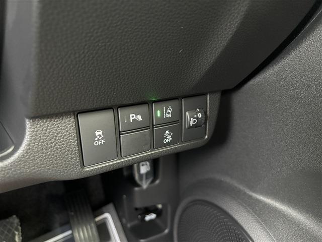 ★キズやへこみもお任せ★　当社のスタートは鈑金工場から、自社鈑金工場で代車も多数保有しており、お困りの際はぜひご相談下さい！！