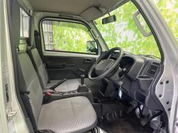 「この車の写真をもっと見たい」「状態が気になる」「この装備はついている？」どんな小さな疑問でもお気軽にお問い合わせください！