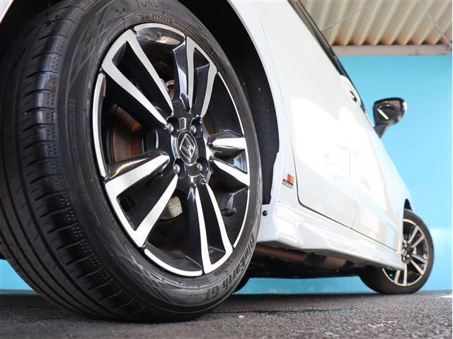 【純正16インチアルミホイール】ガリ傷も少なく綺麗な状態です！