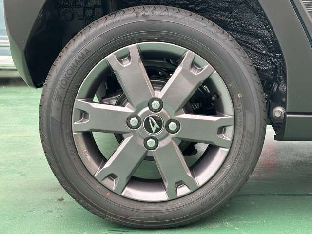 ★全国陸送費定額キャンペーンも実施中！★全国何処でも陸送会社がご自宅までお車をしっかりとお届します！陸送費につきましてはお気軽にお問合せください！※納車時ご来店いただければ、納車費用はかかりません！