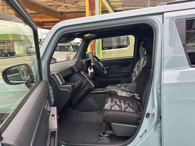 ★遠方の方は、お電話やLINEでのご相談も可能です！またインターネットを使用したライブ商談も可能です！是非お気軽にご相談下さい！