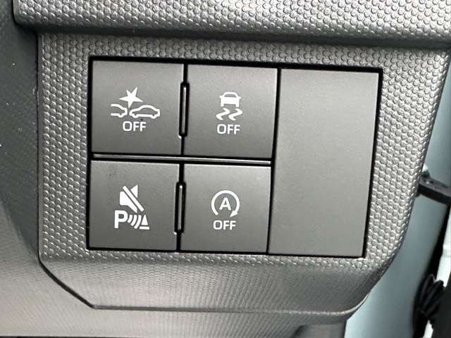 ★カーナビ本体￥49,000円～工賃￥17,000円（取付キット等含む）で取付できます。お客様に必要なカーナビも、当店取り扱いカーナビ10種類の中からご提案いたします！