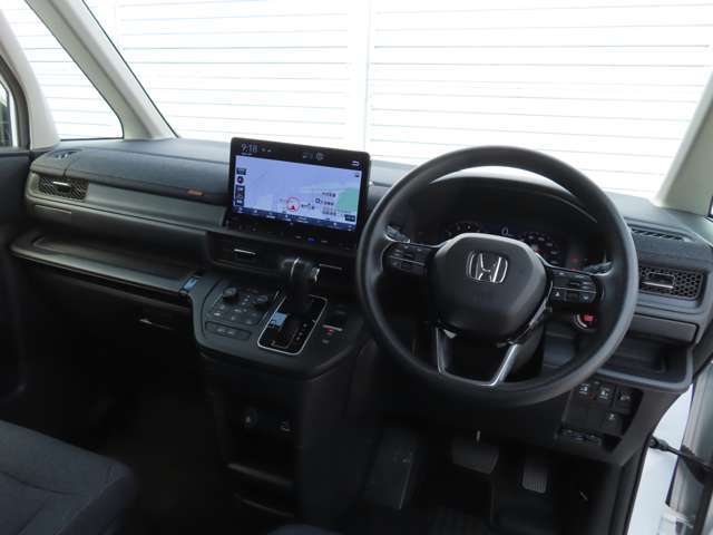 視界も広くとても運転のしやすいお車です。