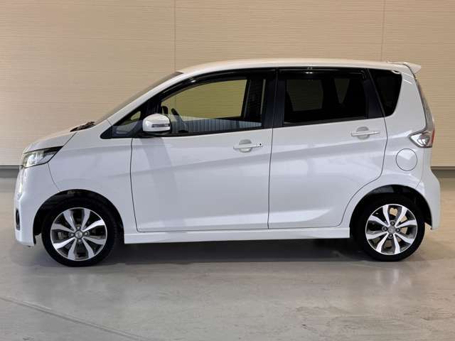 新車を買うか？中古車を買うか？どちらもお値打ちにご紹介できてしまうアクション1！当店グループは新車販売も全国トップクラス！外車専門店も！？
