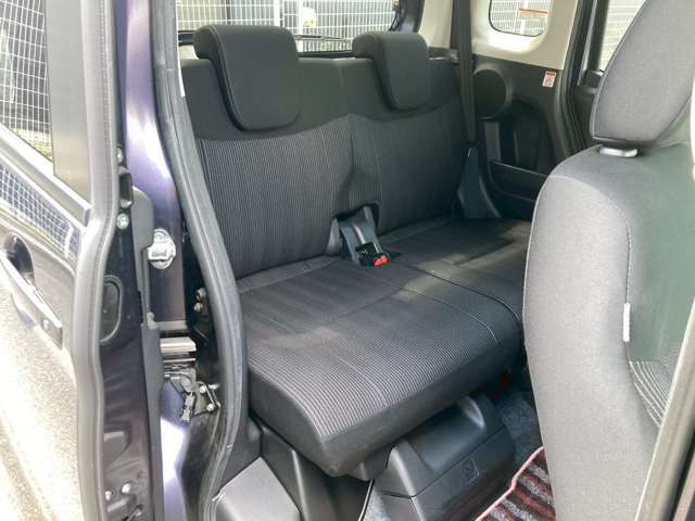 当社で整備の車両には4ヶ月3，000km以内の消耗品も含む無料保証と最長5年走行無制限の延長保証をオプションでご用意☆遠方のお客様はお近くのディーラーさんにて保証修理をお受け出来ますので安心です☆