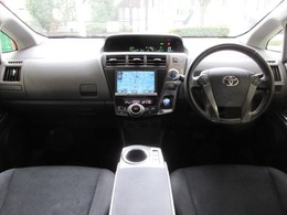 黒を基調としたブラックインテリアで、スポーティーな高級感ある内装に仕上がっております！