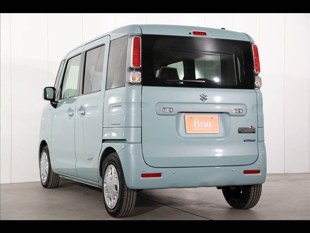 ふぃのの在庫を見ていただきありがとうございます。総在庫700台以上　届出済未使用車専門店でございます。ぜひ一度　0120‐153‐440までお問合せください