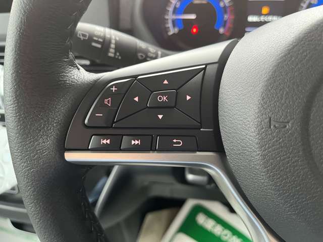 自動車の販売はもちろん、各種自動車保険の取り扱いをいたしております。当社で自動車保険に加入頂ければ、レッカーサービス、面倒な事故対応や修理等も窓口一つでサポートいたします。