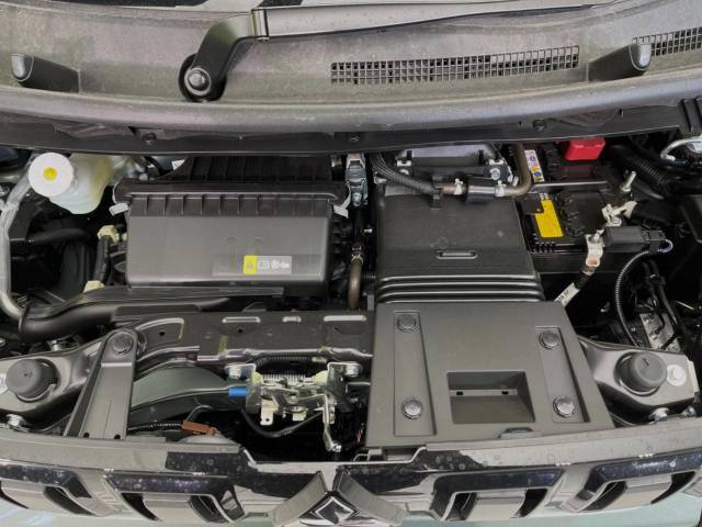 親切・丁寧な専門メカニックスタッフが応対！・車検・点検整備・事故等の修理などアフターサービスも安心。お車のカスタマイズもネクステージのサービススタッフまでご相談ください！