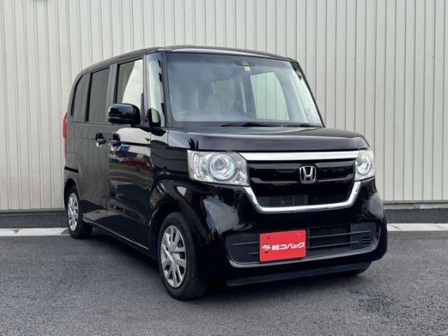 初めてお車をご購入される方でも大丈夫！知識・経験共に豊富なスタッフが親切・丁寧にお客様にピッタリなお車をご案内させて頂きます。ご購入後のアフターケアなど、お困りな事は何でもご相談ください！