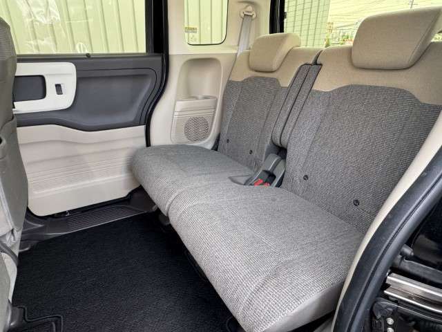 お客様に隅々まで見ていただけるよう展示車両は常に綺麗に仕上げております！お客様のご来店、スタッフ一同心よりお待ち申し上げます。