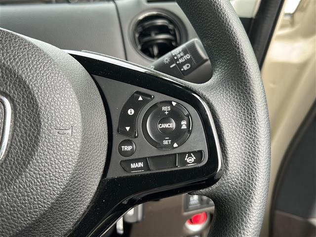 【運転席操作部】快適なドライブを楽しむための機能が装備されています！運転席から触れるので、使いやすいです！除菌プランいれていただくと、さらに清潔で安心していただけます！