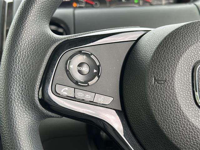 【運転席操作部】快適なドライブを楽しむための機能が装備されています！運転席から触れるので、使いやすいです！除菌プランいれていただくと、さらに清潔で安心していただけます！