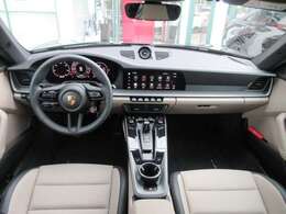 インテリアカラー：ブラック/チョークベージュ