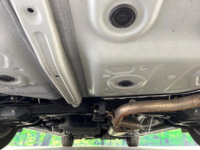 下回りがきれいなうちに、防錆加工の施工がオススメ。降雪地域はもちろん、沿岸部にお住いの方や、趣味でマリン・ウィンタースポーツをされる方にご好評いただいております。