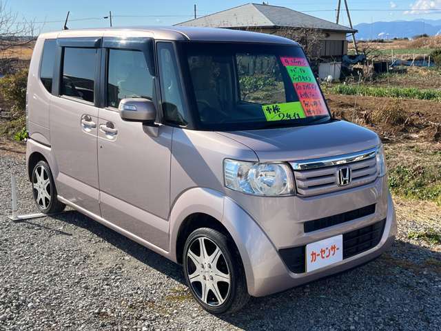 レトロ仕様なお車なども仕入れております。他とは違うデザインの車に乗りたい！そんなご相談も承ります！