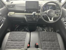 【インパネ全体】全方位で視界が広く、高い目線で運転もしやすいです！