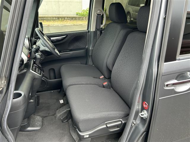 【1列目シート】現車の確認はお電話でも承っております。