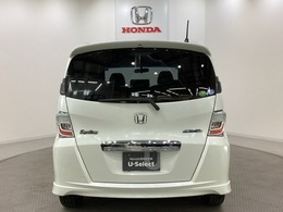 【Honda認定中古車 U-Select】　は3つの安心をお約束します。　1　Hondaのプロが整備した安心。 2　第三者機関がチェックした安心。　3　購入後もHondaが保証する安心。