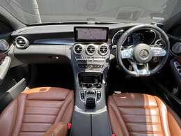 LIBERALAは、輸入車選びの新たなスタイルを提案するインポート・セレクト・ブランドです。オーナー様となる方がクルマから直接感じる感性を第一にした、最良の一台との出会いをコーディネートいたします。