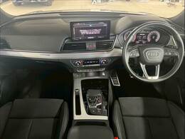 純正ナビ搭載でロングドライブも快適！