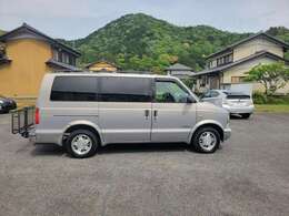 来店時は事前にご予約を頂けますとスムーズにご案内できます。