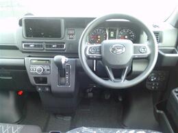 当社は、本店と東温店の2箇所の展示場がございます。本店で撮影した画像の車両でも東温店に展示している車両もございますので、恐れ入りますがご来店いただける際は展示店舗をご確認いただく事をお薦め致します。