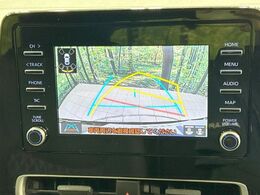 【ディスプレイオーディオ】視認性が高いディスプレイオーディオを装備♪操作性も良好で直感的なソース選択が可能です。